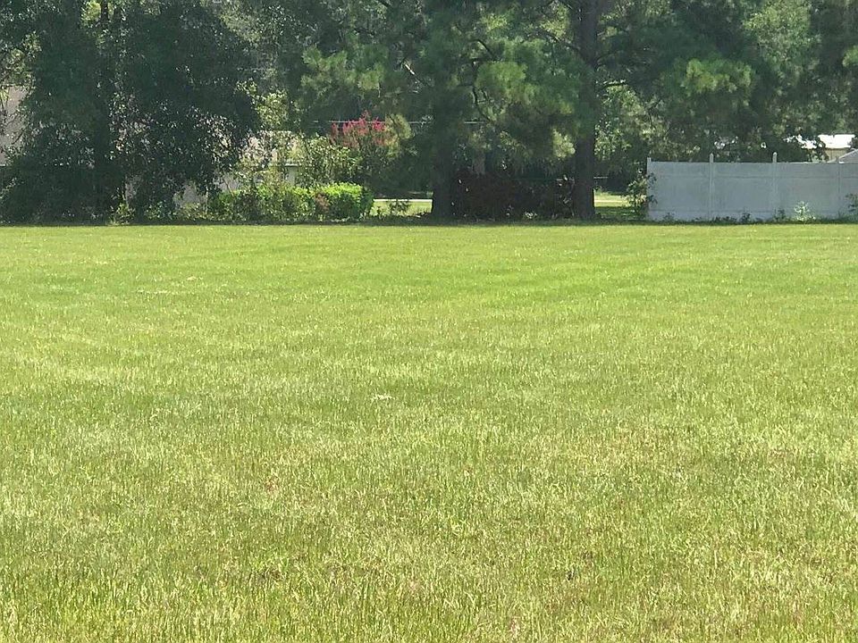 2nd image of 152 SW Platinum Gln