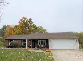 1107 Riley Rd, Kendallville, IN 46755