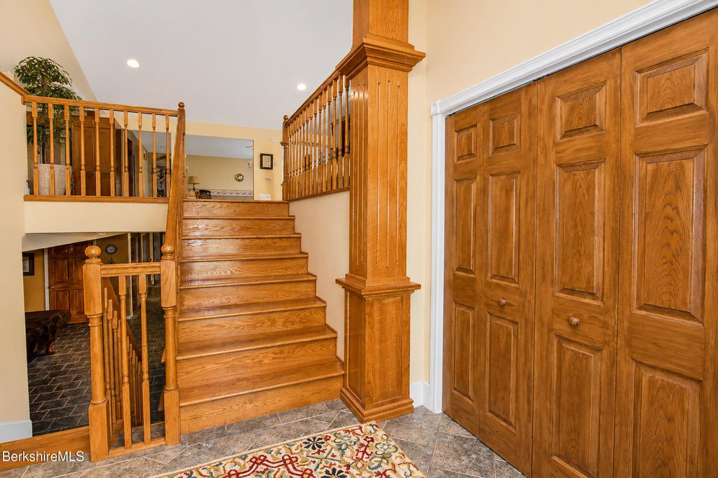 120 N Hoosac Rd, Williamstown, MA - View 4