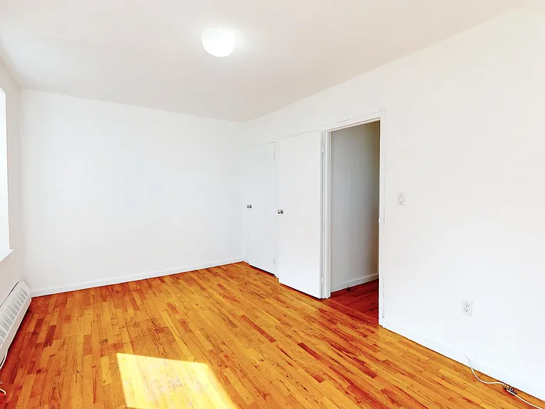 44 W 127th St #3 — Photo 7