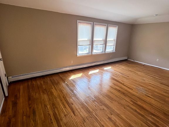 3rd image of 22119 Fairbury Ave #2