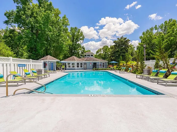 Azure Cove Apartment Homes