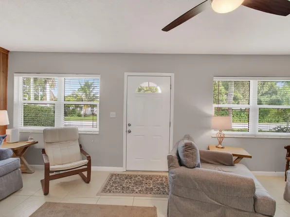 254 NE 22nd Street, Delray Beach, FL 33444