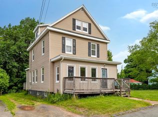 326 Shelburne St, New Glasgow, NS B2H 3K4