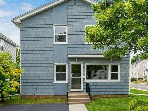 23 Kensington Rd, Charlottetown, PE C1A 5H4