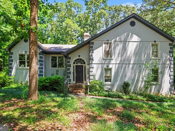 6726 Pin Oak Dr, Douglasville, GA 30135
