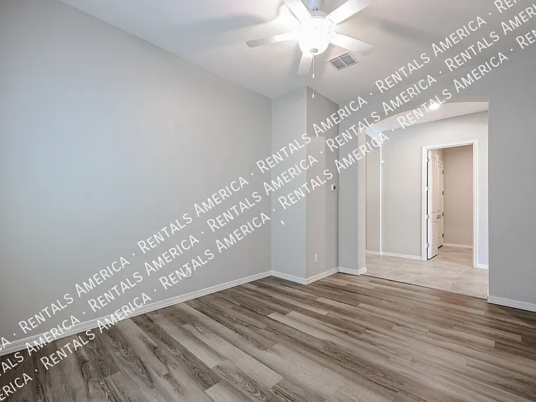 41335 W Almira Dr — Photo 4