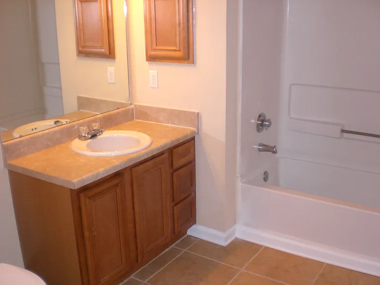 Arbor View Apartments — Photo 63
