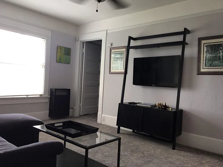 2446 Island Ave #2 — Photo 6