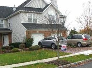 10 Shelley Cir, East Windsor, NJ
