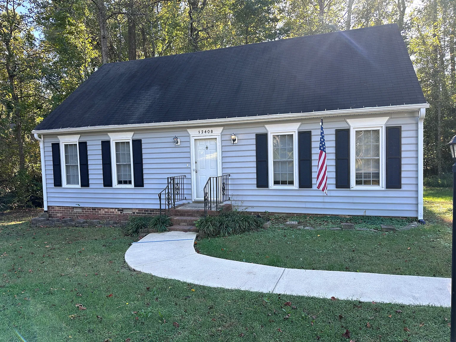 4 bed, 1600 sqft, $2,100 — Photo 1