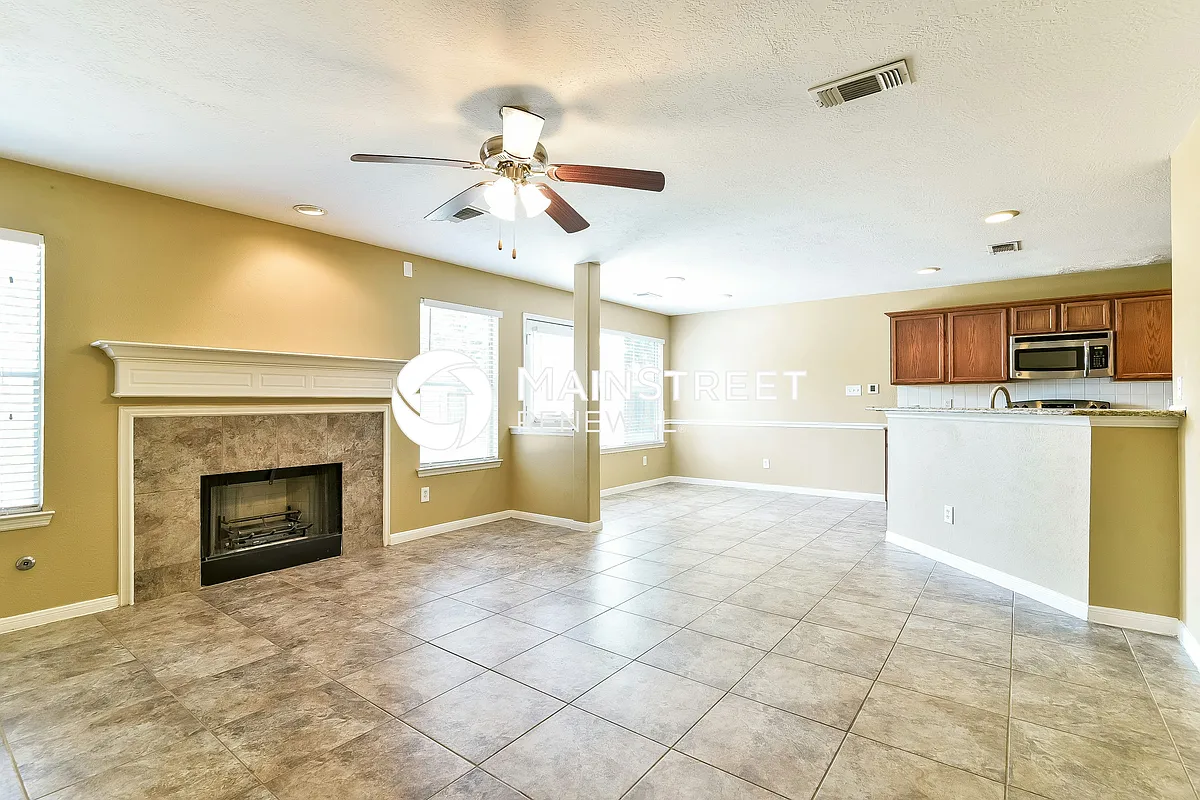 Living Room - 18415 Green Cypress Ct