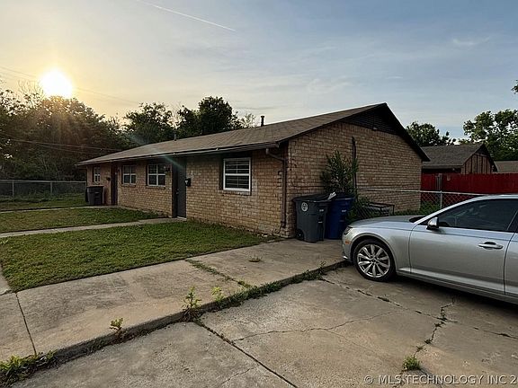 4th image of 1038 N Irvington Ave