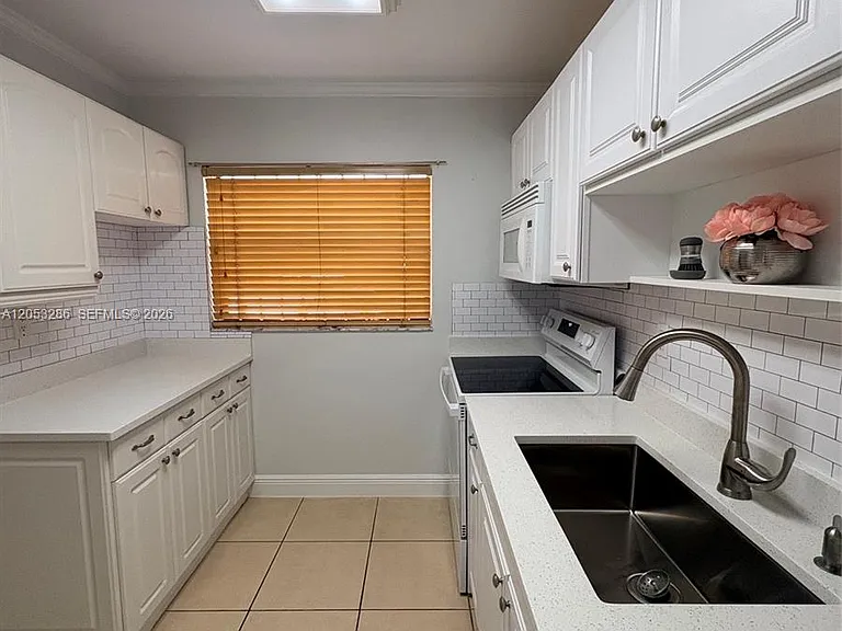 220 W Park Dr #104-3 — Photo 4