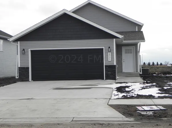 1777 19th Ave, Wahpeton, ND 58075