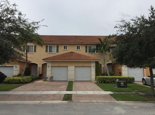 5729 Isles Cir, Tamarac, FL 33321