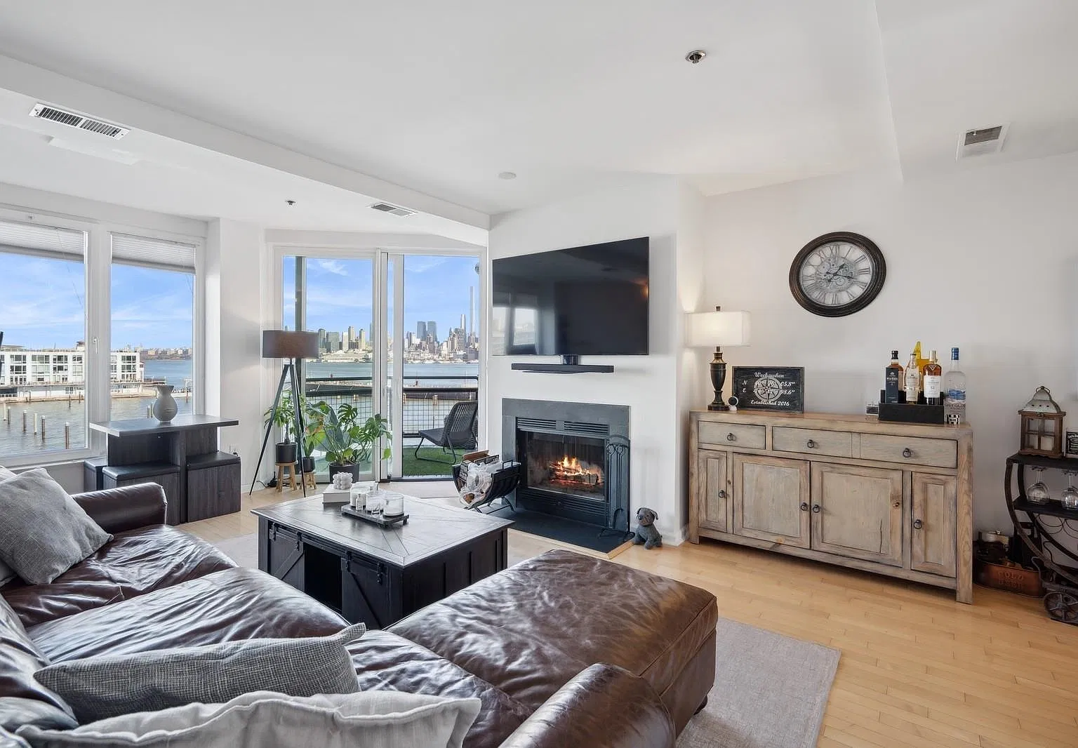 Riva Pointe — Photo 2