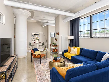 Terminal 21 - 2BR