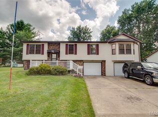 1024 W Hickory St, Jerseyville, IL 62052