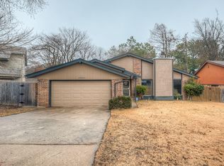 12413 Goldsborough Rd, Midwest City, OK 73130