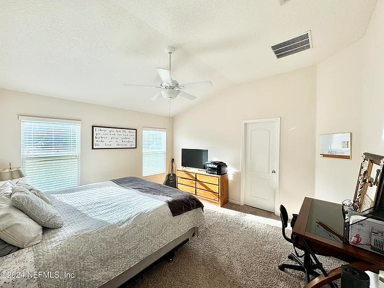101 Findhorn Ct — Photo 13