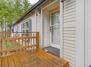 8235 Fire Hall Rd, Grand Ronde, OR 97347