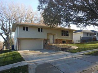 4037 Sherwood Ter, Sioux City, IA 51106