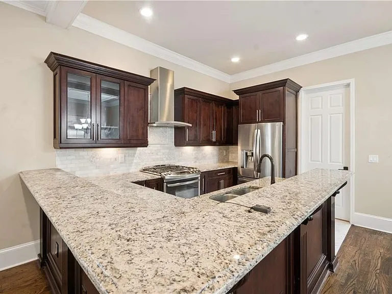 374 Clifton Rd NE — Photo 12