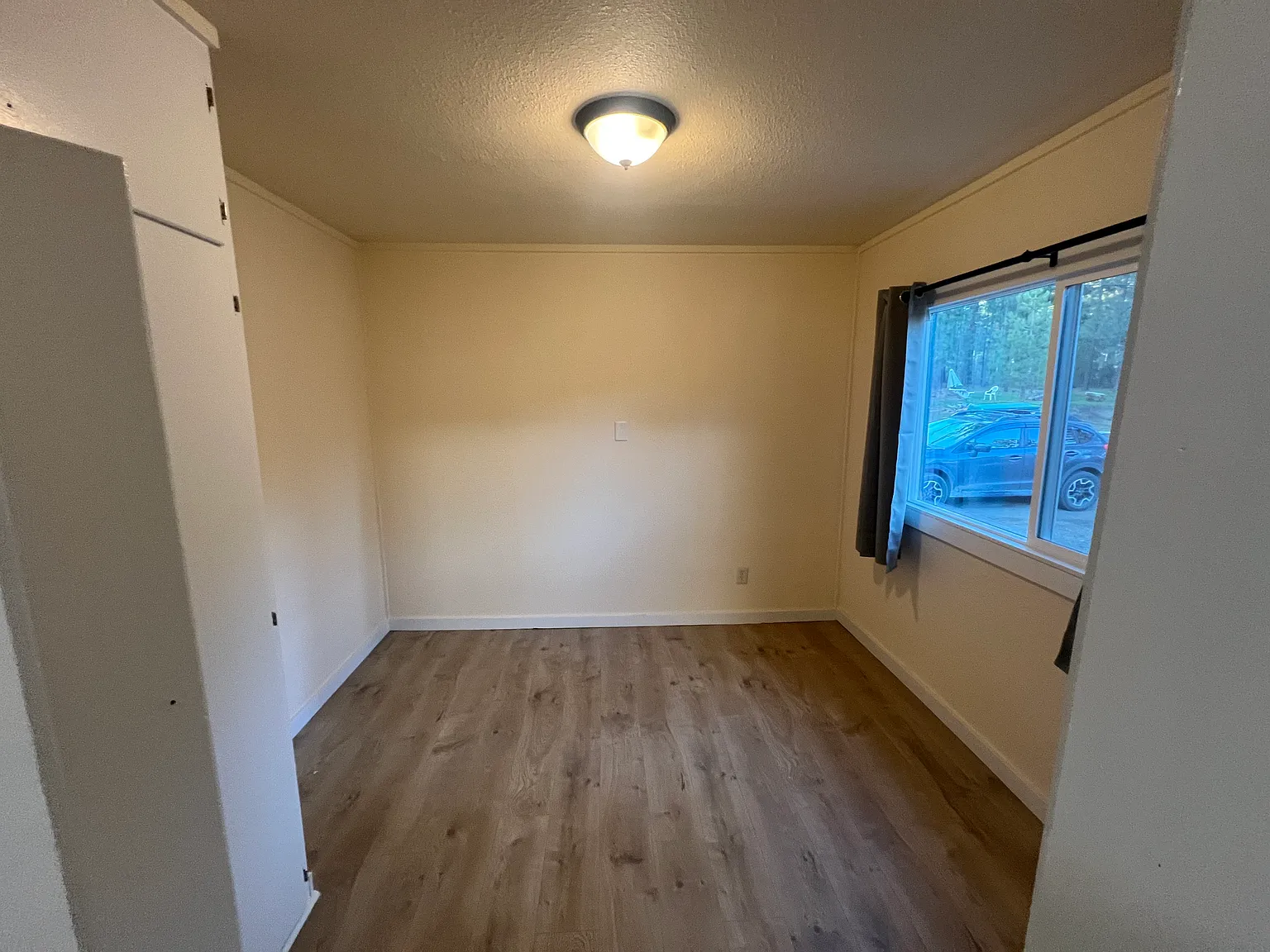 3 bed, $1,400 — Photo 3