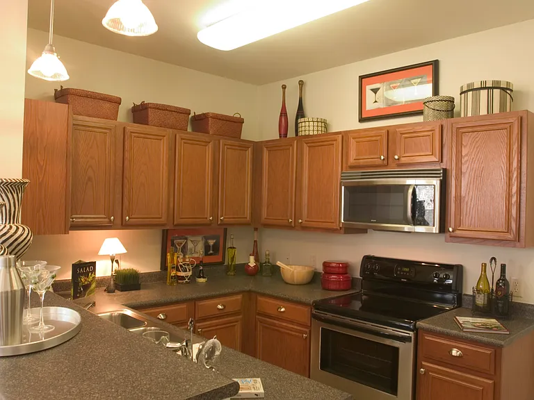 Calypso Bay Apartments — Photo 38