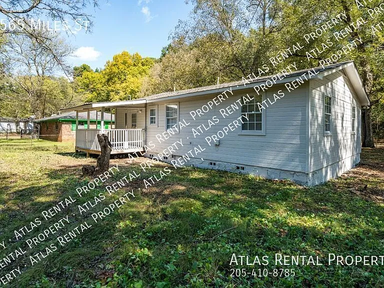 1565 Miles St — Photo 4