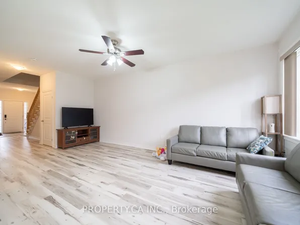 107 Dennis Dr, West Lincoln, ON L0R 2A0