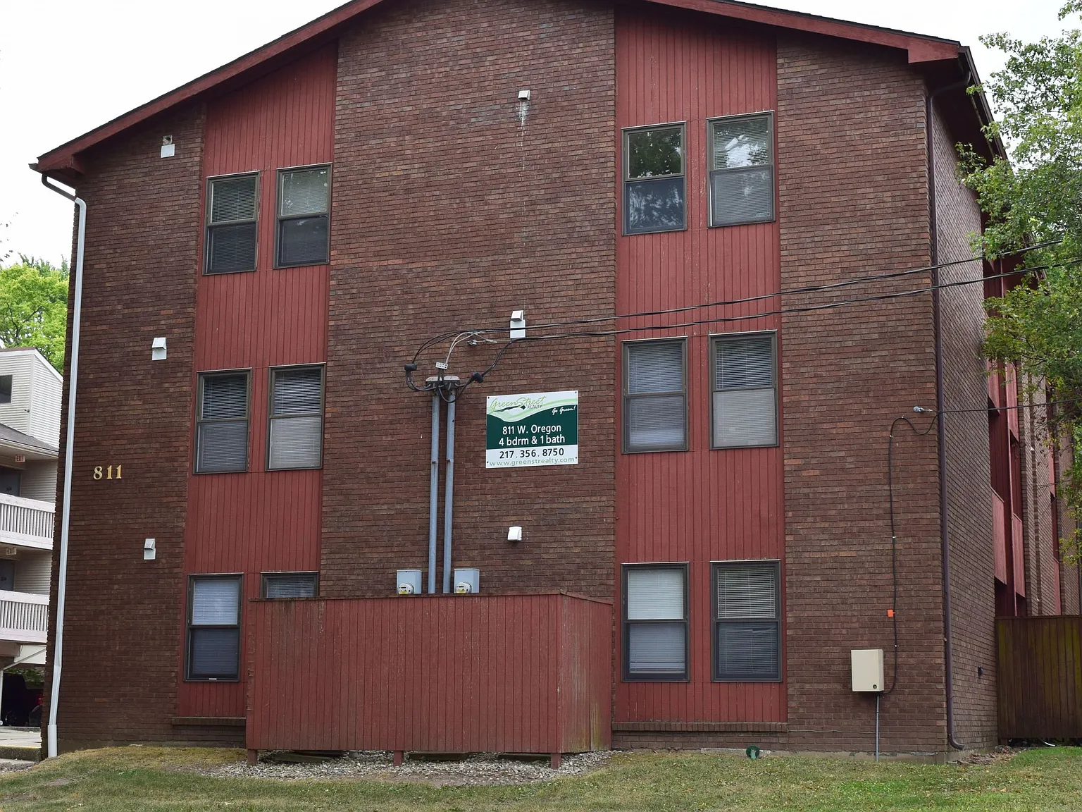 811 W Oregon St - 2 — Photo 1