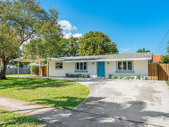 2nd image of 3379 Lakeville Cir