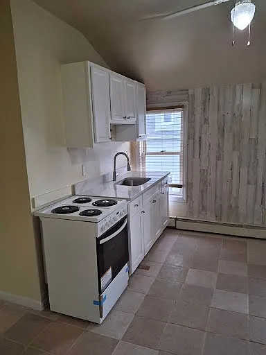 225 Monroe St #3 — Photo 12