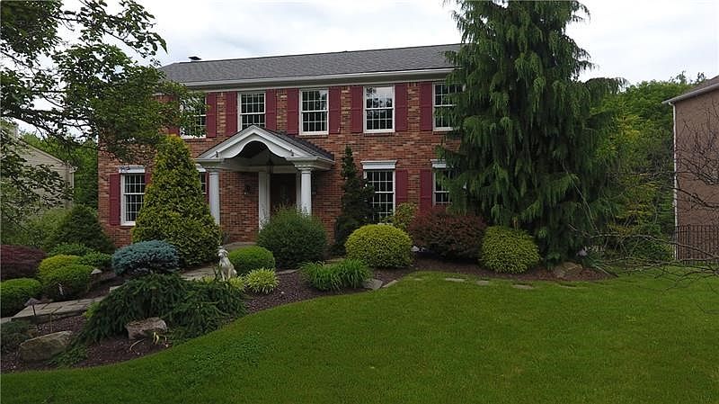 Spectacular home in Mt Lebanon's Hoodridge Hilands neighborhood. Convenient to South Hills shopping and dining including the Gal
