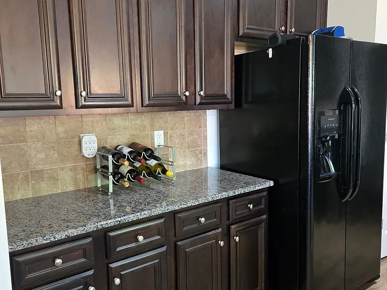 4655 Cabrini Pl — Photo 6