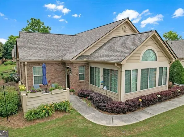 1402 Silver Summit Dr SE, Conyers, GA 30094