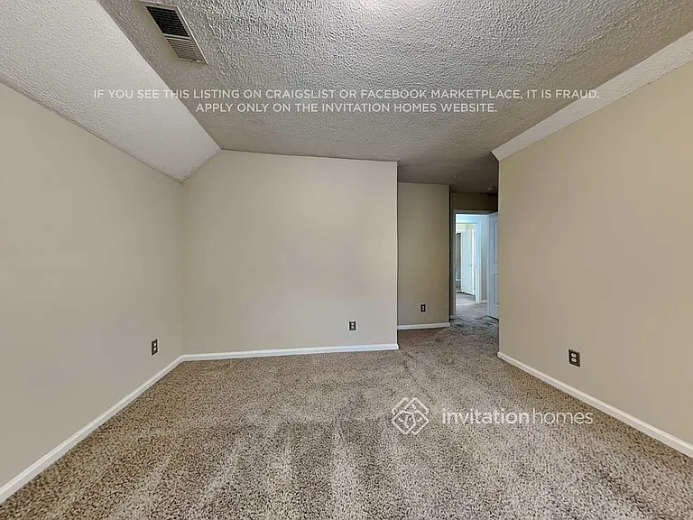 6926 Wolf Run Dr — Photo 14
