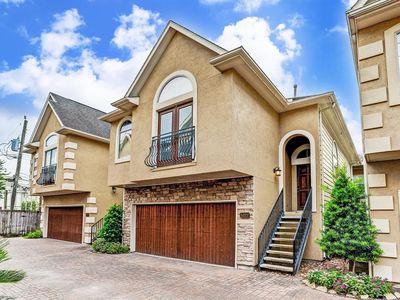 5222 Washington Ave, Houston, TX, 77007