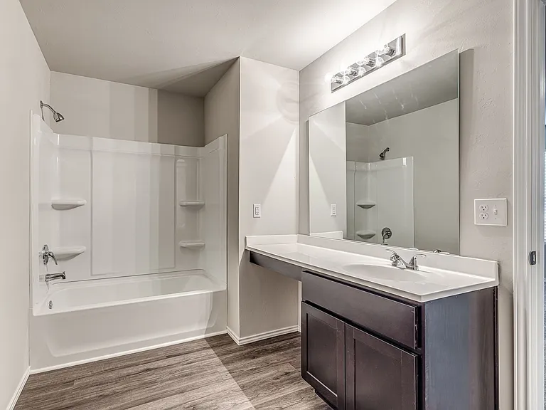 629 W Lola Dr — Photo 30