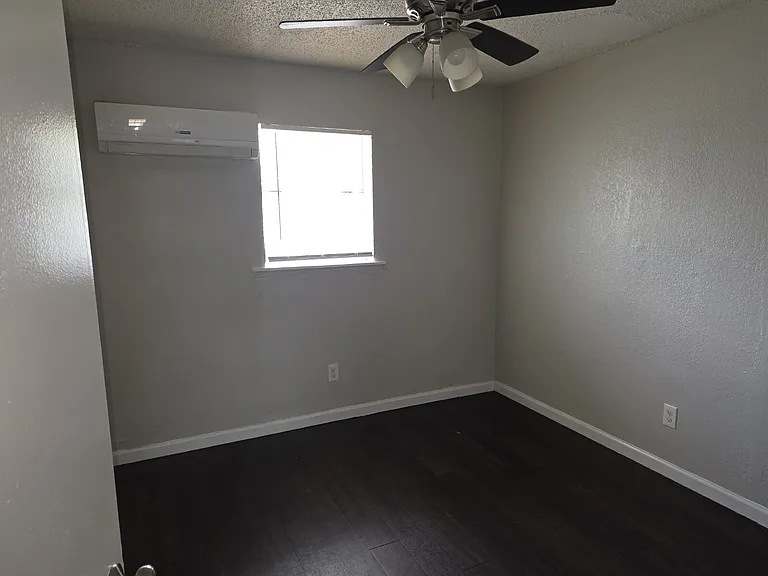 3910 Polly St #203 — Photo 7