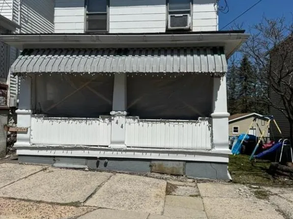 244 E Fell St, Summit Hill, PA 18250