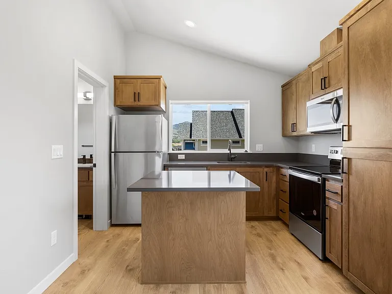 285 Talent Ave #B — Photo 5