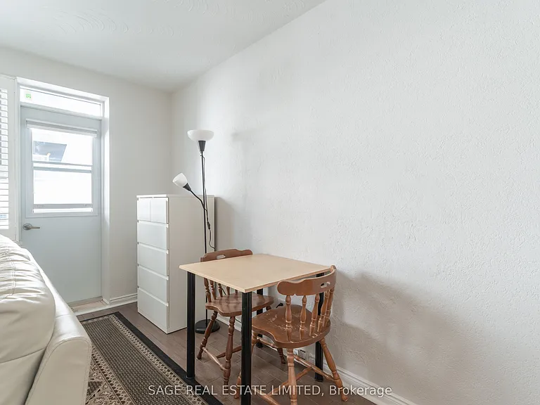 1901 Bayview Ave E #205 — Photo 6