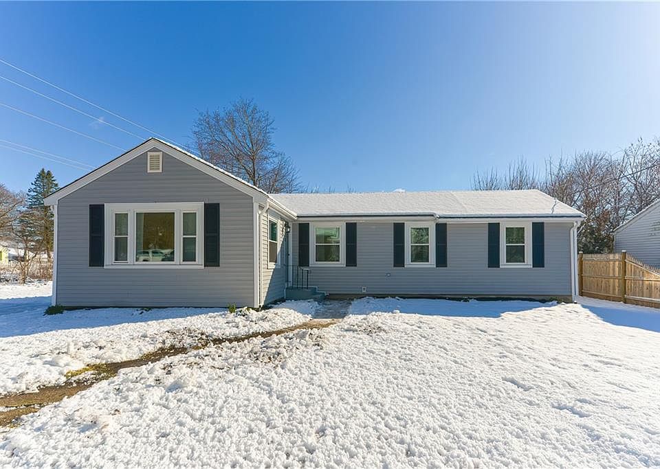 445 Bryant St, Cumberland, RI 02864 Zillow