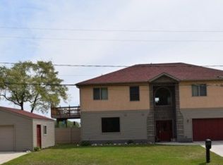 107 Sunrise Rd, Bay City, MI 48706