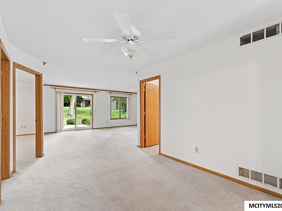 5th image of 380 S Yorktown Pike Unit 25