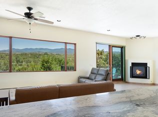 303 Chula Vis, Santa Fe, NM 87501