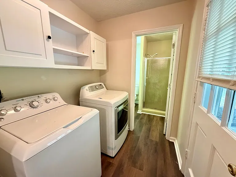 1168 Boyd St — Photo 8